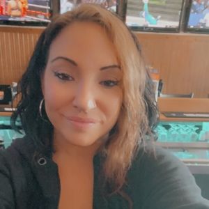 Meet your Posher, Marisa